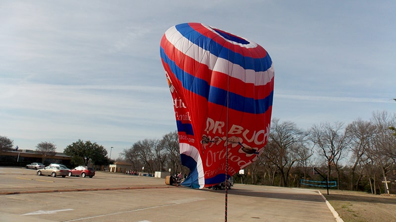 hot air balloon deflating