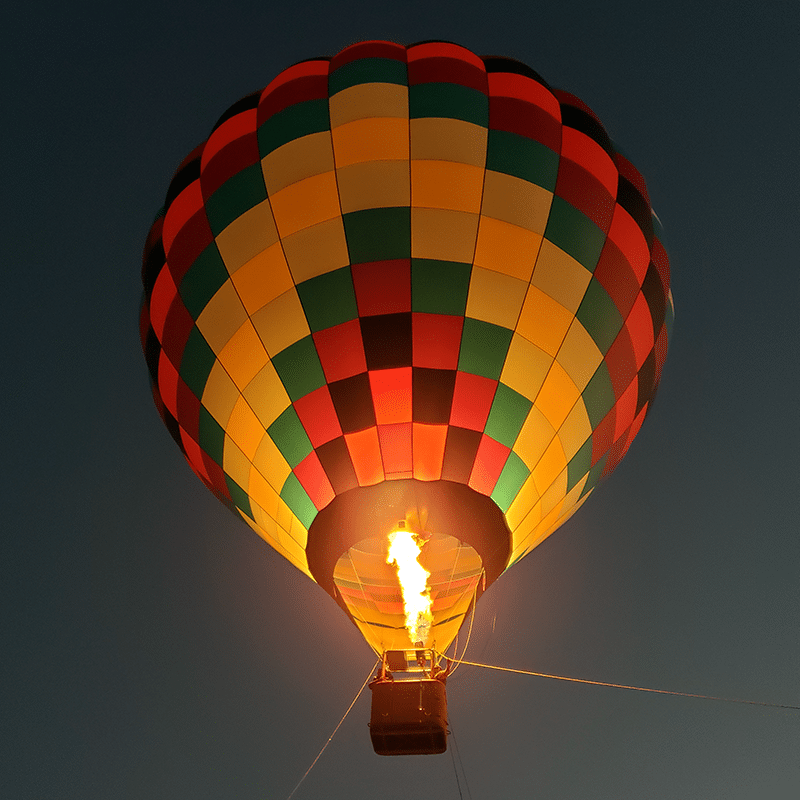 Tethered hot air clearance balloon