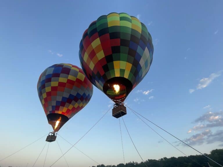 Team Building Hot Air Balloon Rides and event tethers-rohr balloons